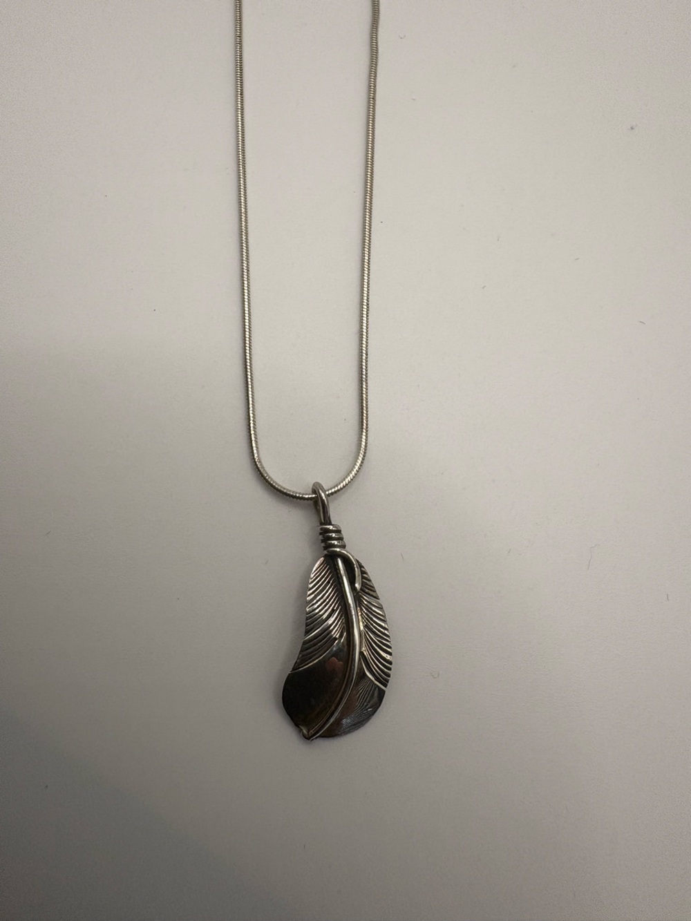Sterling Silver Feather Pendant Necklace 925 Italy Snake Chain 21” 5g